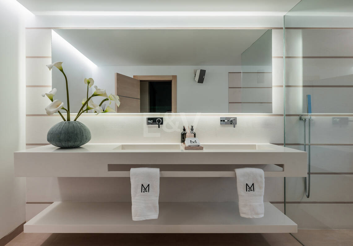 Golden Mile Townhouse med Rooftop Solarium och La Concha Views