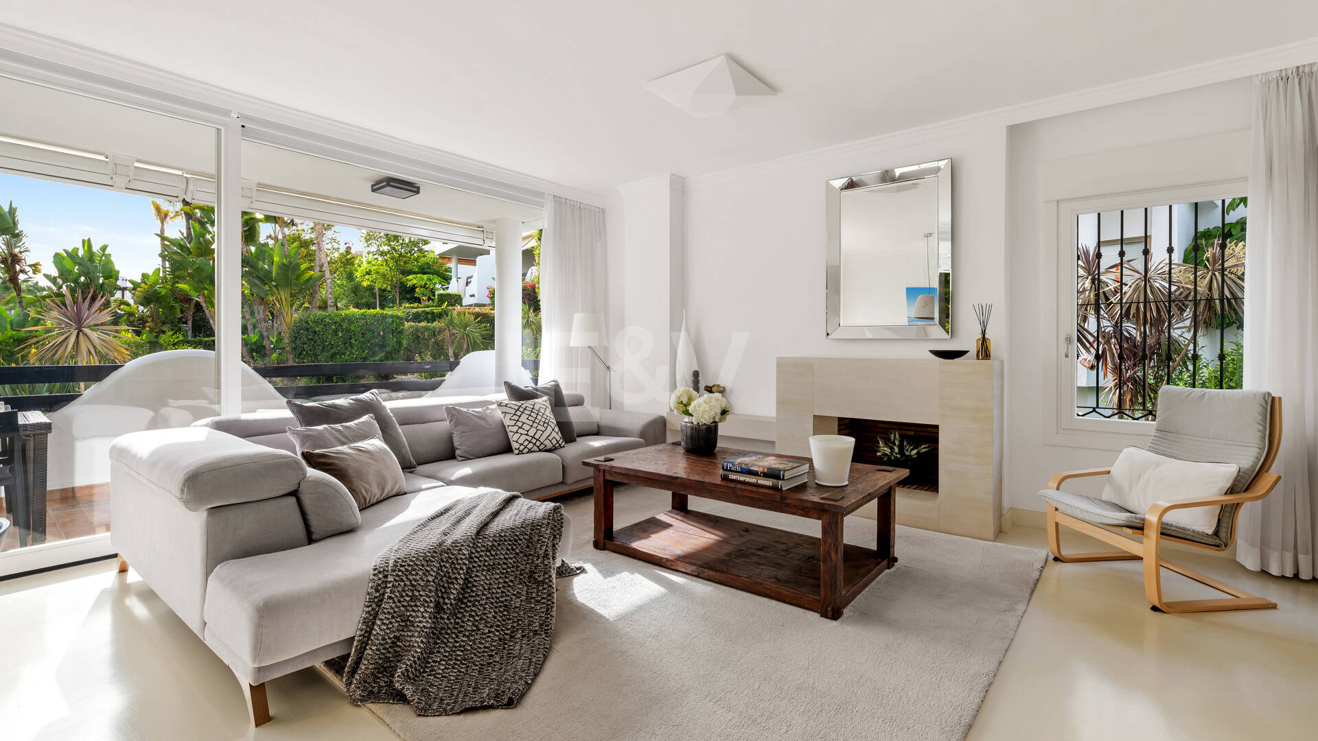 Golden Mile Townhouse med Rooftop Solarium och La Concha Views