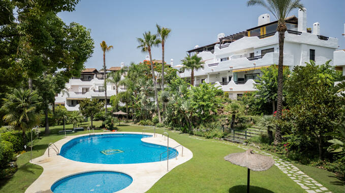 Golden Mile Townhouse med Rooftop Solarium och La Concha Views