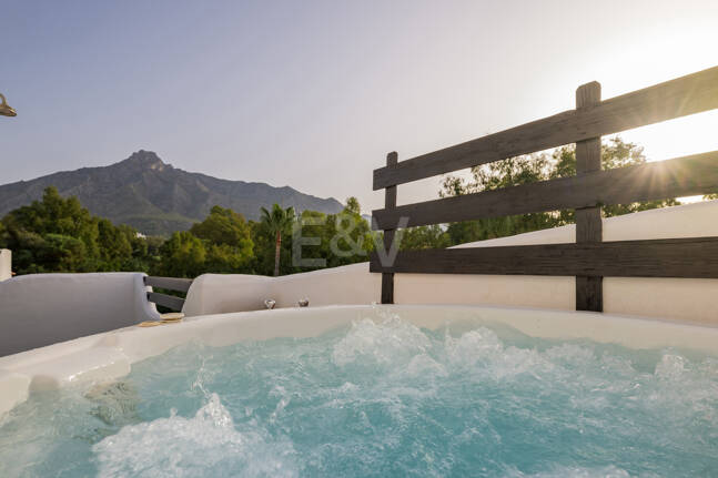 Golden Mile Townhouse med Rooftop Solarium och La Concha Views