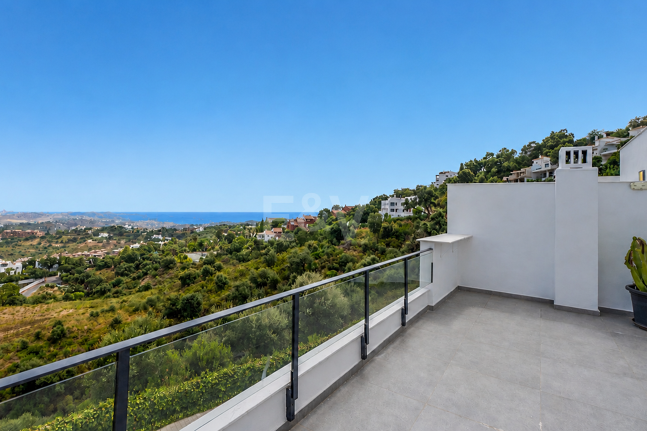 Townhouse med öppen utsikt över naturen och havet i La Mairena