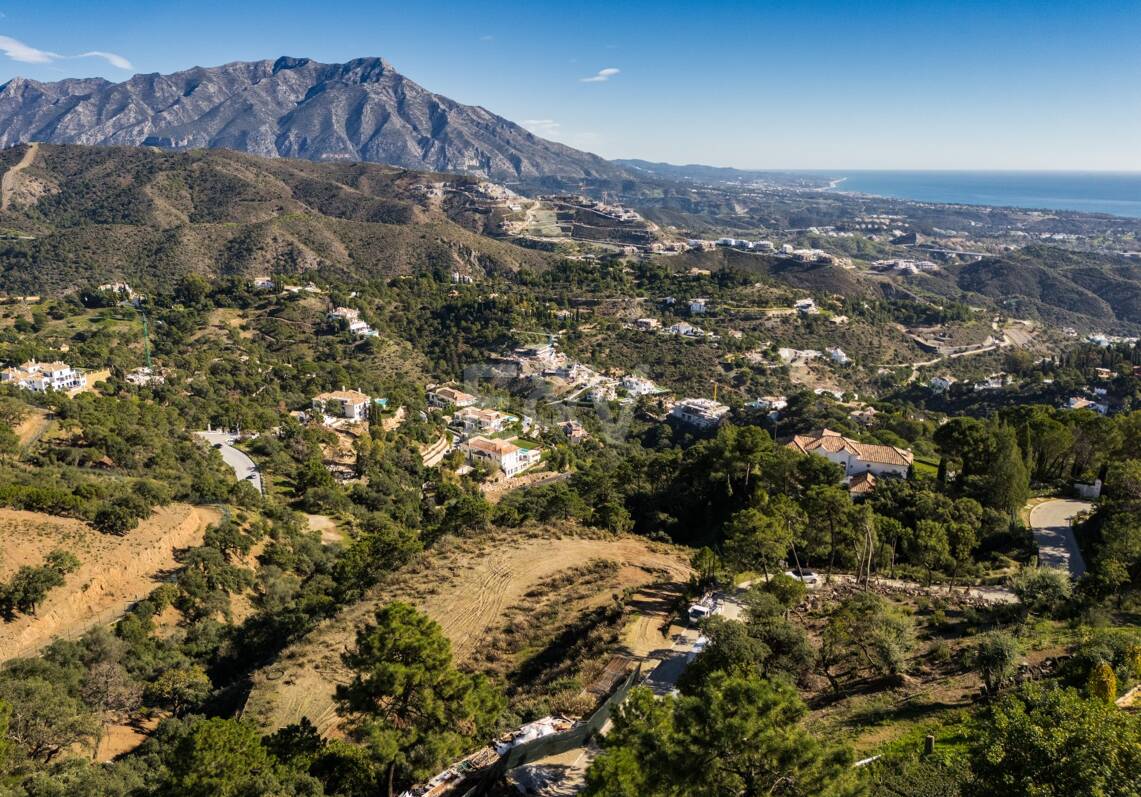Parcela excepcional con proyecto y vistas panorámicas al mar
