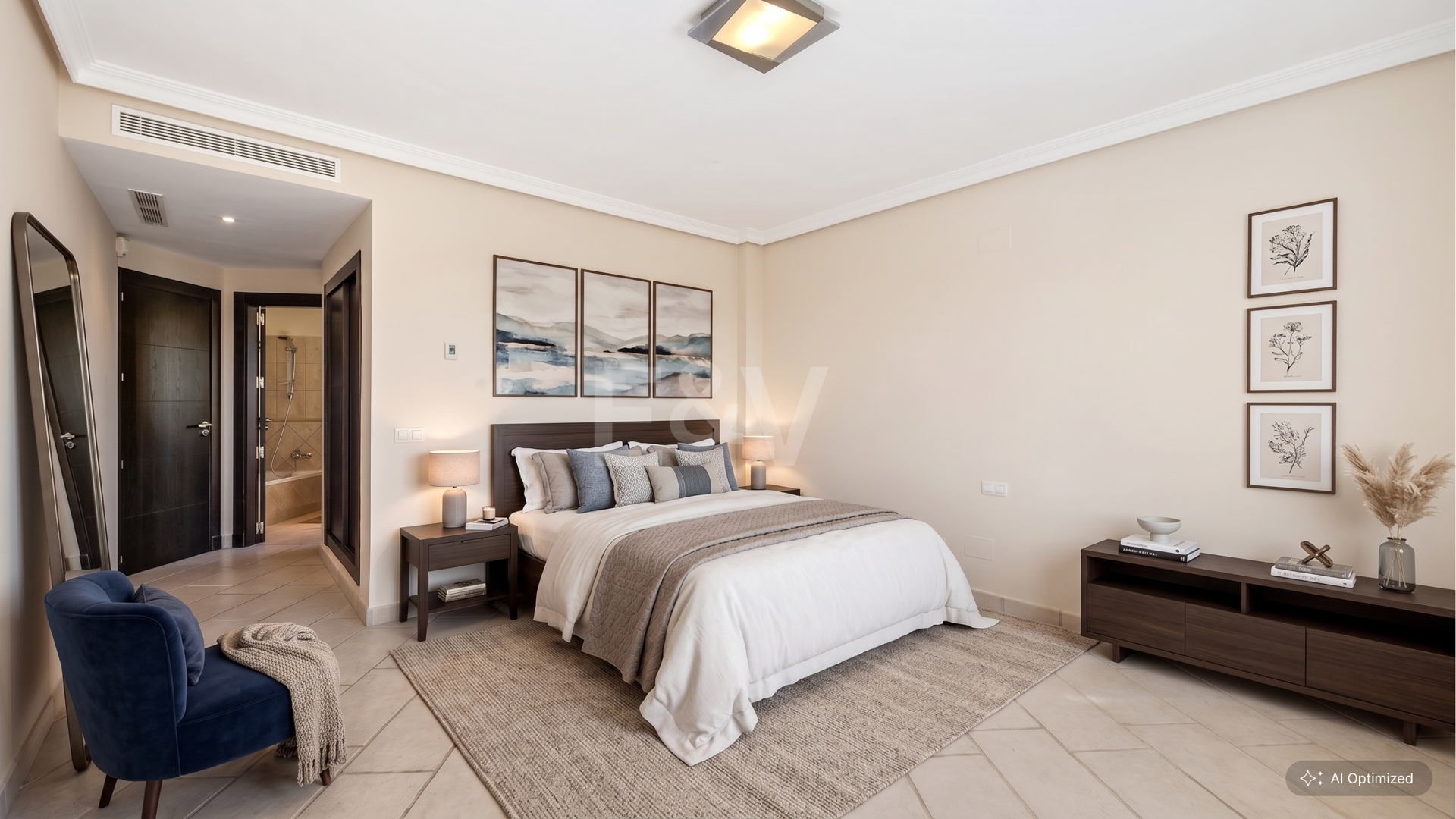 Villa with Panoramic Views and Resort-Style Living in Prestigious Los Arqueros