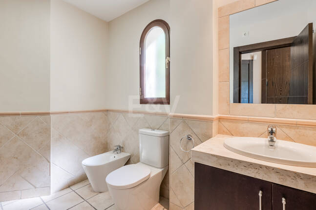Villa with Panoramic Views and Resort-Style Living in Prestigious Los Arqueros