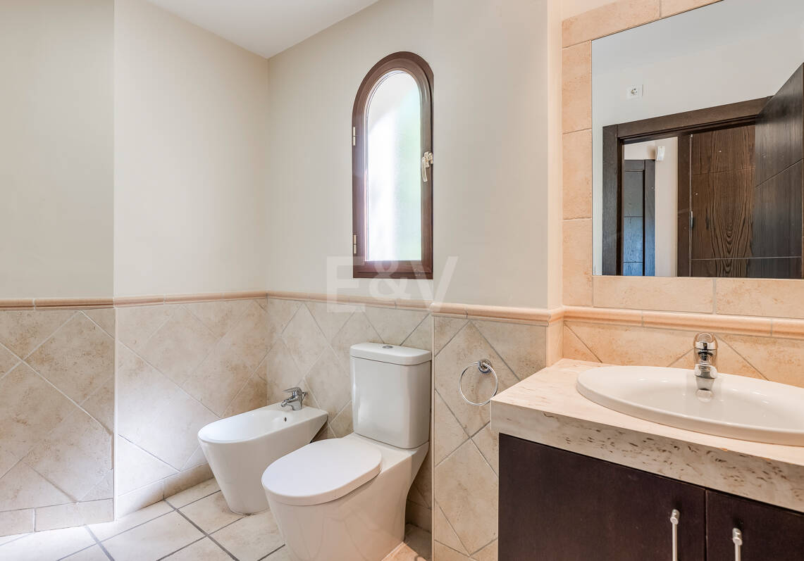 Villa with Panoramic Views and Resort-Style Living in Prestigious Los Arqueros