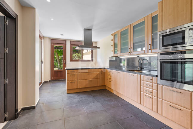 Villa with Panoramic Views and Resort-Style Living in Prestigious Los Arqueros
