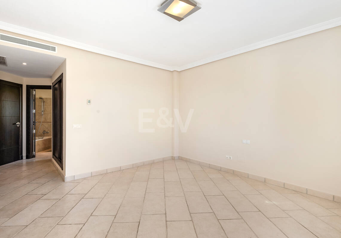 Villa with Panoramic Views and Resort-Style Living in Prestigious Los Arqueros