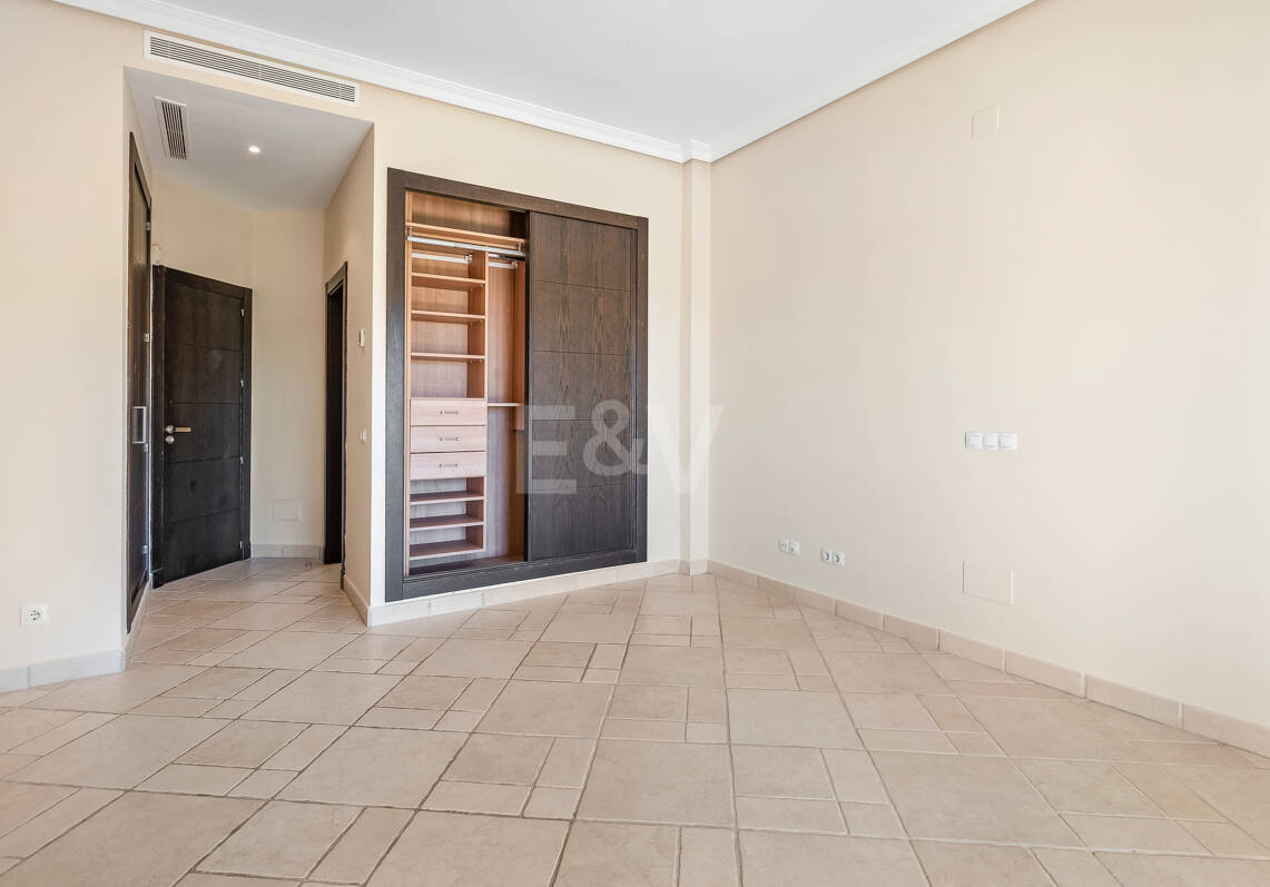 Villa with Panoramic Views and Resort-Style Living in Prestigious Los Arqueros