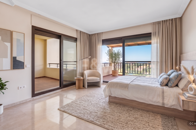 Spacious Duplex Penthouse with Panoramic Views in Los Arqueros