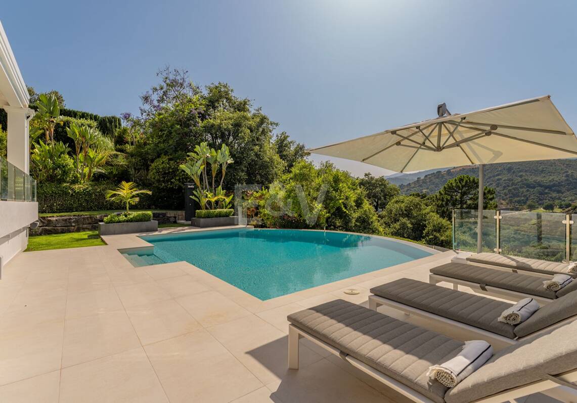 Elegant mediterranean villa in La Zagaleta