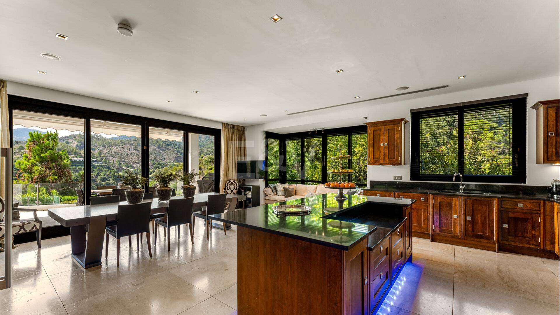 Elegant mediterranean villa in La Zagaleta