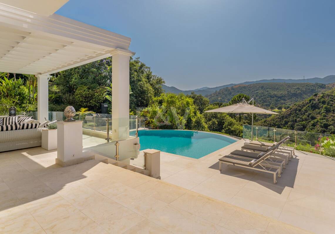 Elegant mediterranean villa in La Zagaleta