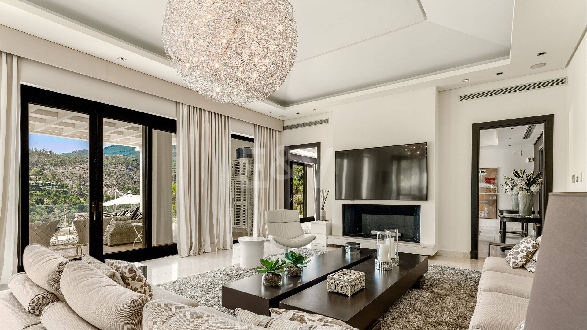 Elegant mediterranean villa in La Zagaleta