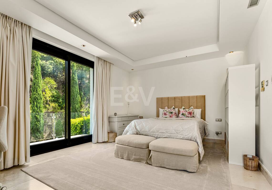 Elegant mediterranean villa in La Zagaleta