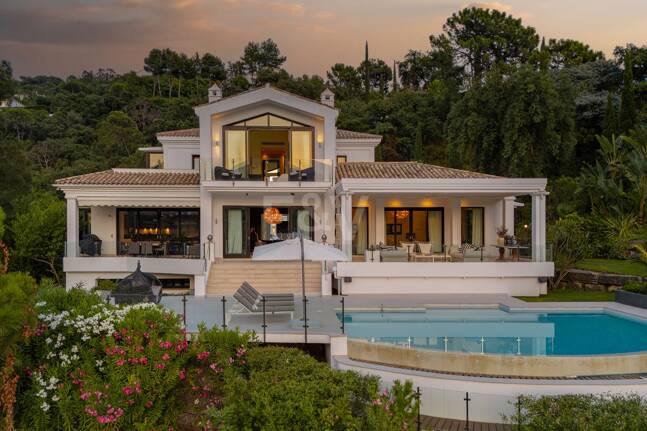 Elegant mediterranean villa in La Zagaleta