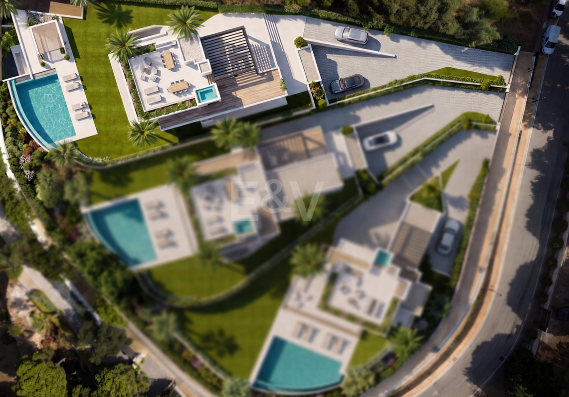 Contemporary Luxury Villa with Panoramic Sea & Mountain Views in Elviria
