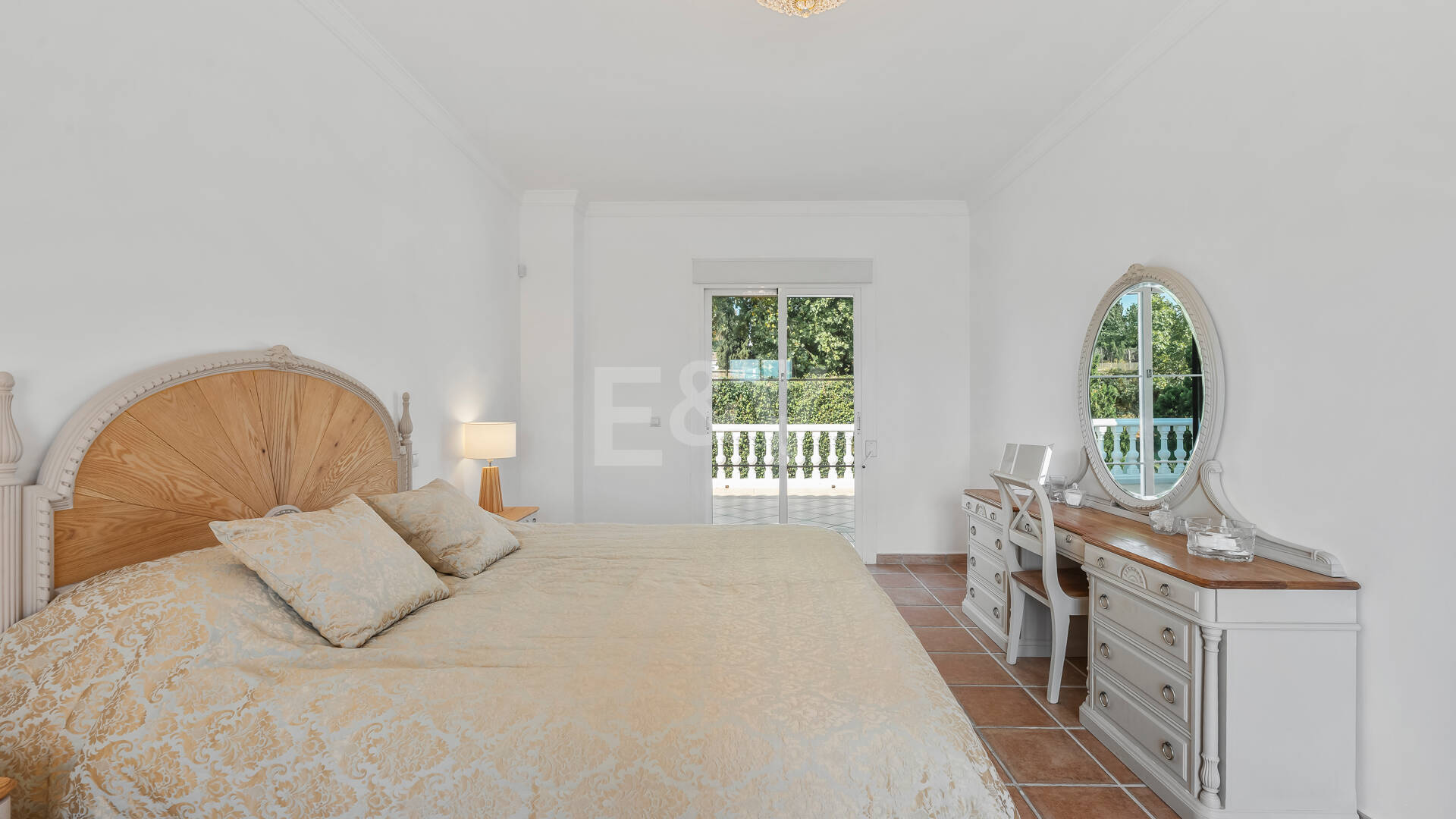 Spacious Family Home and Perfect Outdoor Living in Guadalmina Alta