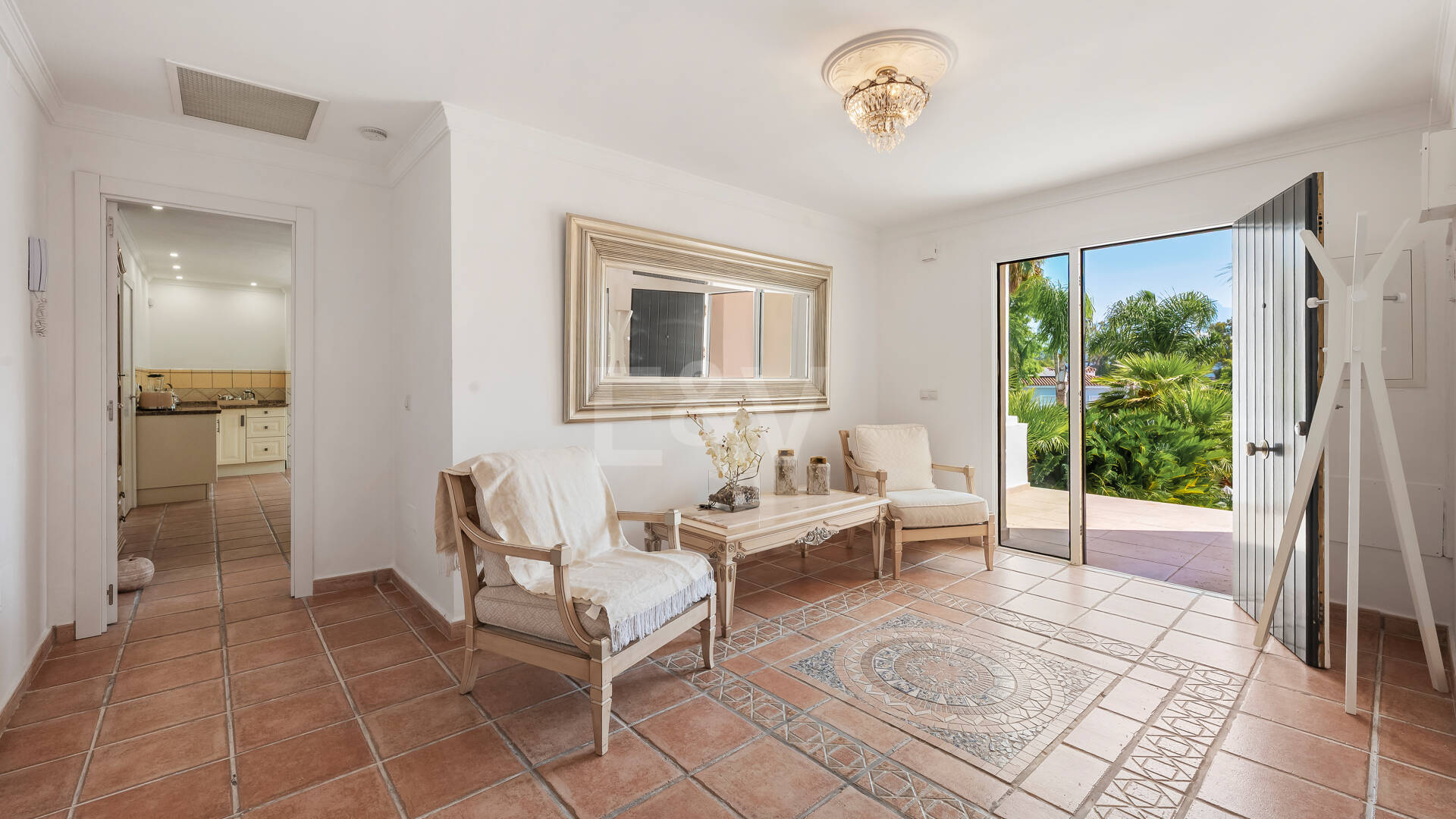 Spacious Family Home and Perfect Outdoor Living in Guadalmina Alta
