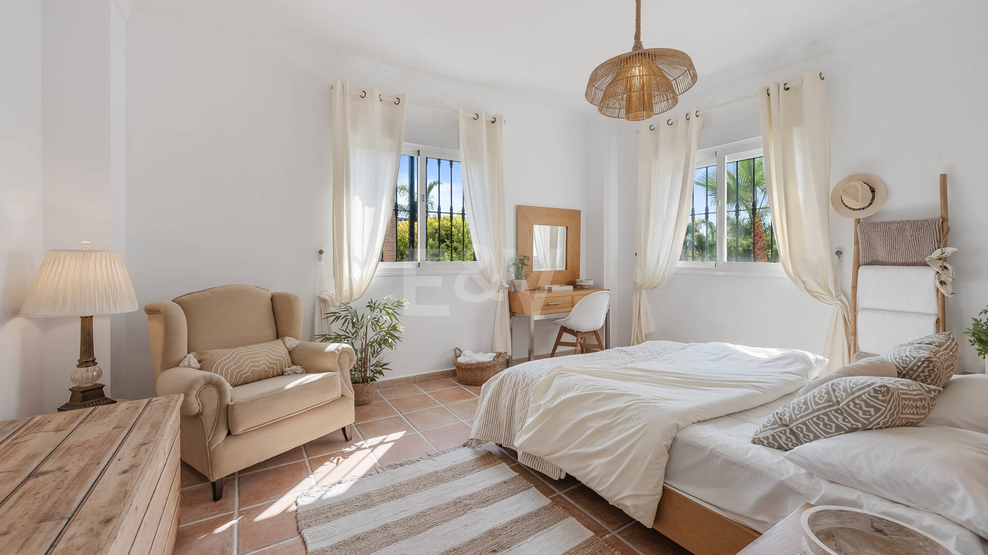 Spacious Family Home and Perfect Outdoor Living in Guadalmina Alta
