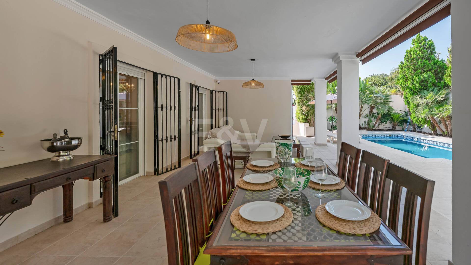 Spacious Family Home and Perfect Outdoor Living in Guadalmina Alta