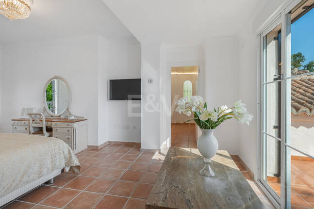 Spacious Family Home and Perfect Outdoor Living in Guadalmina Alta