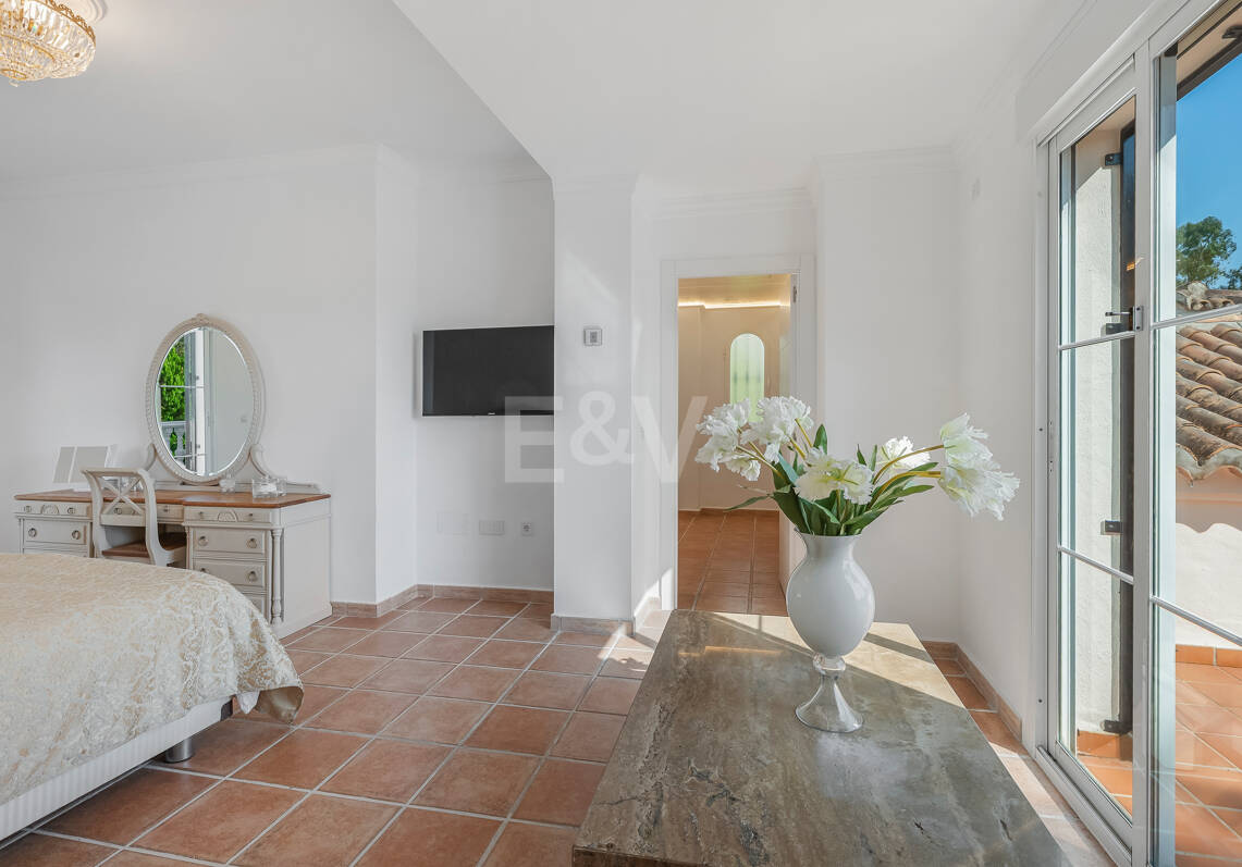 Spacious Family Home and Perfect Outdoor Living in Guadalmina Alta