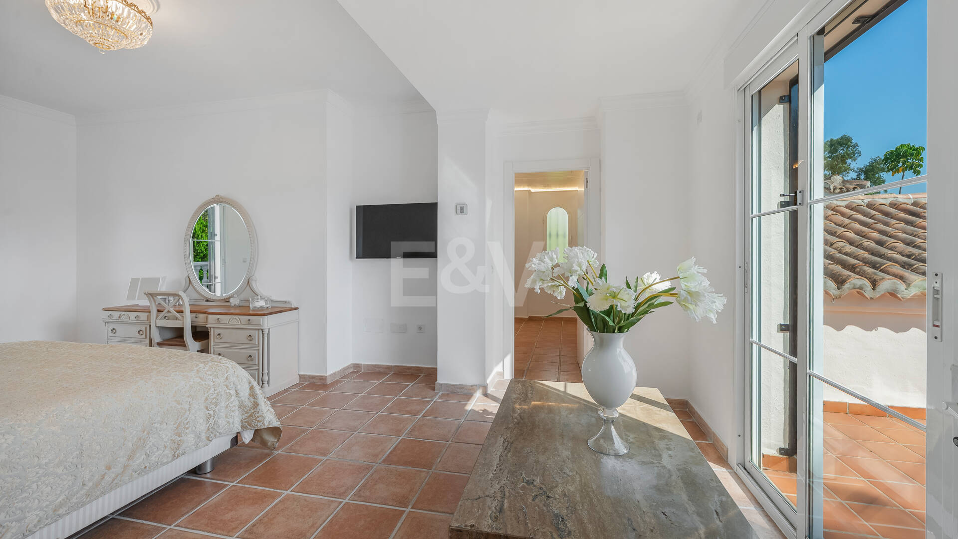 Spacious Family Home and Perfect Outdoor Living in Guadalmina Alta