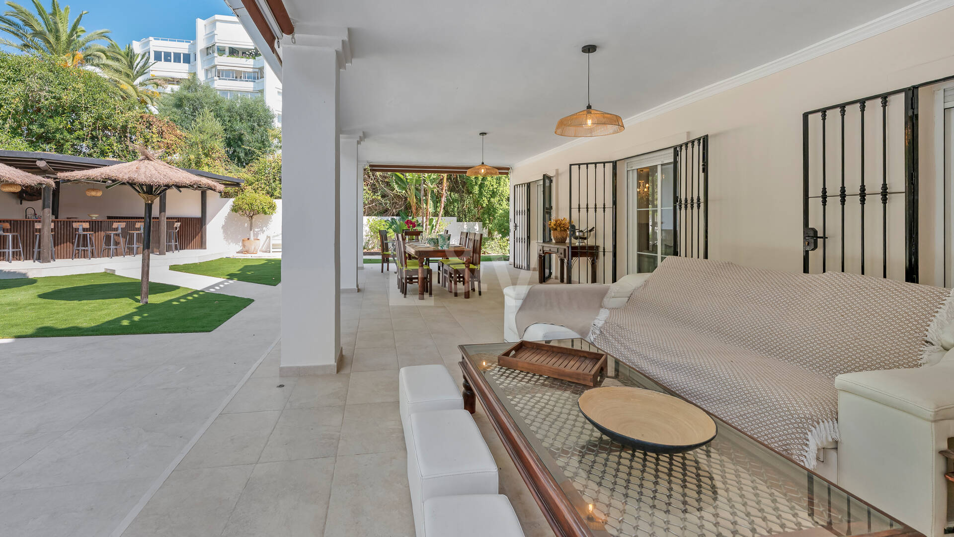 Spacious Family Home and Perfect Outdoor Living in Guadalmina Alta
