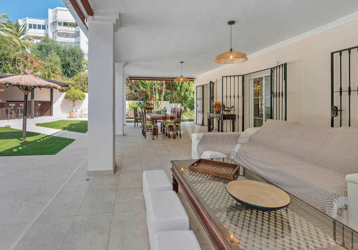 Spacious Family Home and Perfect Outdoor Living in Guadalmina Alta