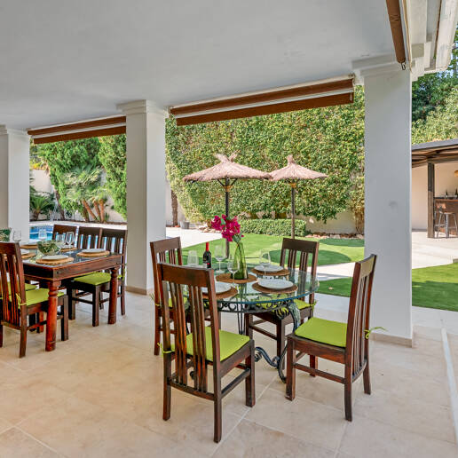 Spacious Family Home and Perfect Outdoor Living in Guadalmina Alta