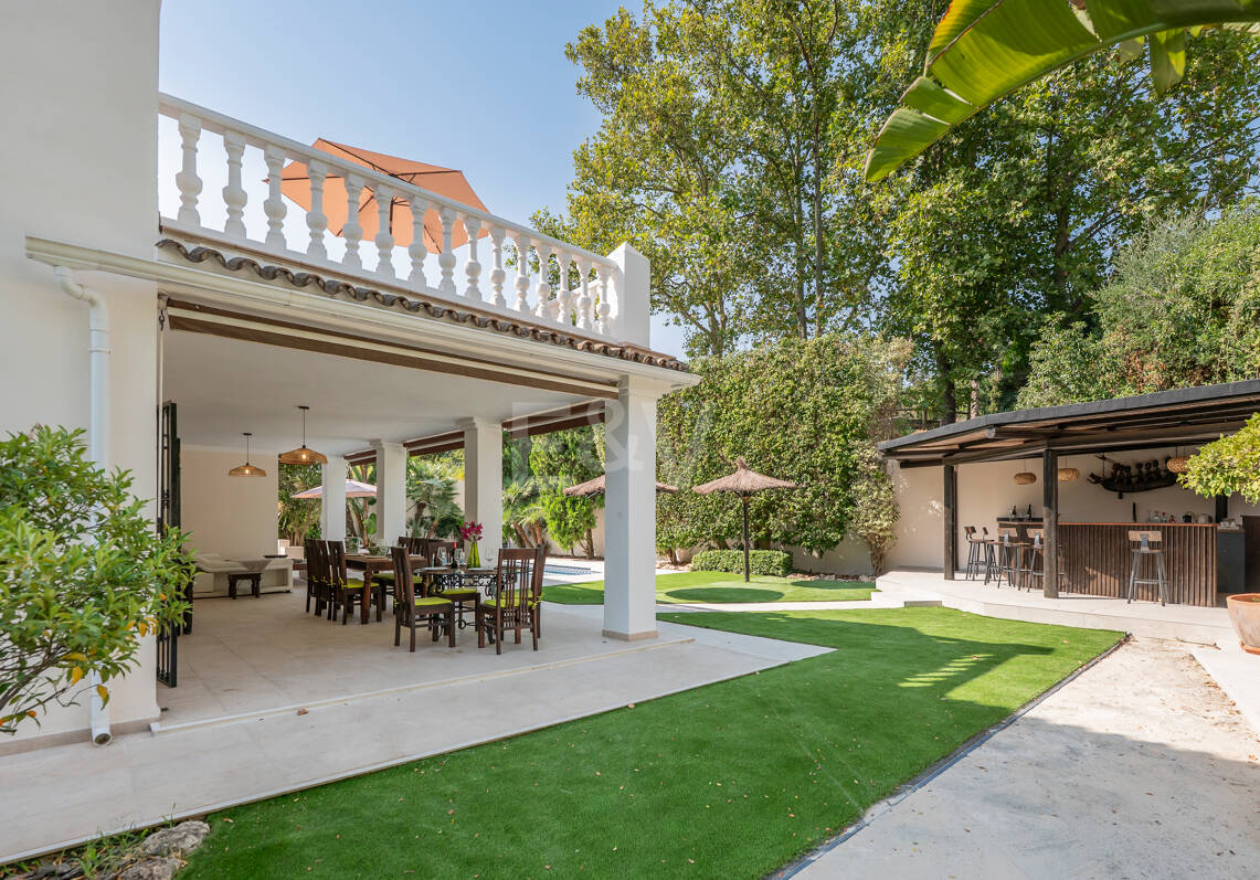 Spacious Family Home and Perfect Outdoor Living in Guadalmina Alta