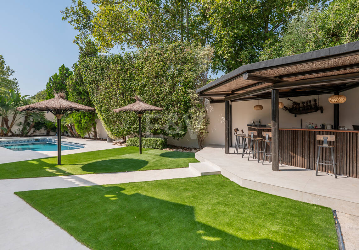 Spacious Family Home and Perfect Outdoor Living in Guadalmina Alta