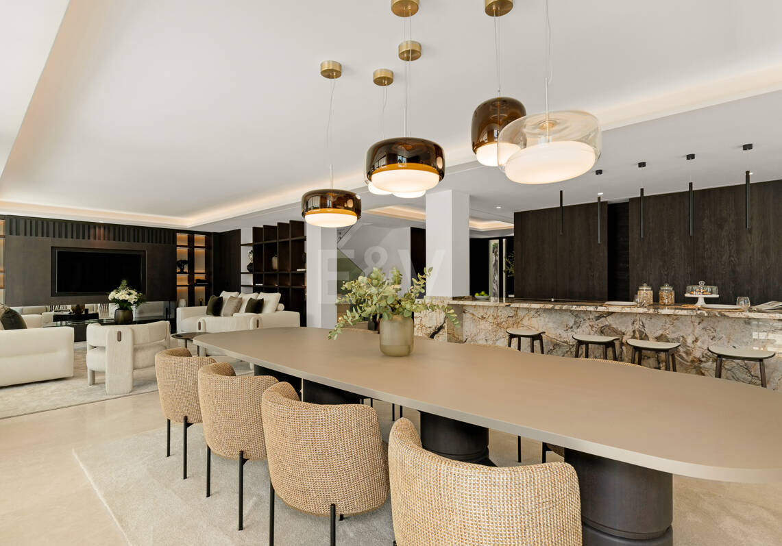 Villa Monte Blanco: An Oasis of Elegance and Tranquility, next to the Las Brisas Golf Course, Nueva Andalucía