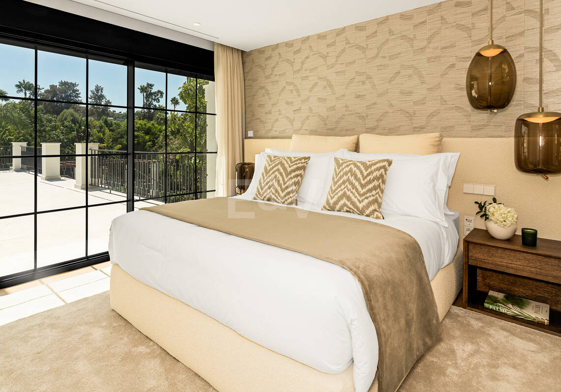 Villa Monte Blanco: An Oasis of Elegance and Tranquility, next to the Las Brisas Golf Course, Nueva Andalucía
