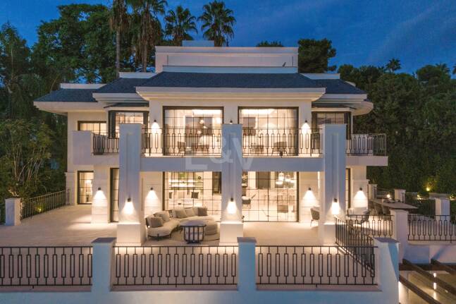 Villa Monte Blanco: Eine Oase der Eleganz und Ruhe, neben dem Golfplatz Las Brisas