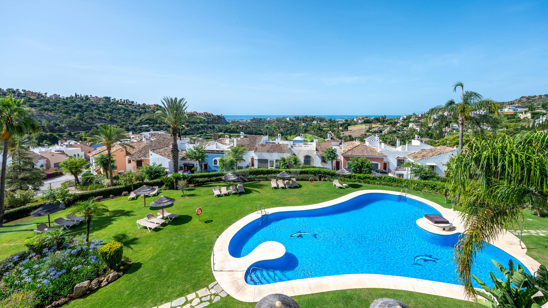Takvåning till salu i Los Arqueros, Benahavis
