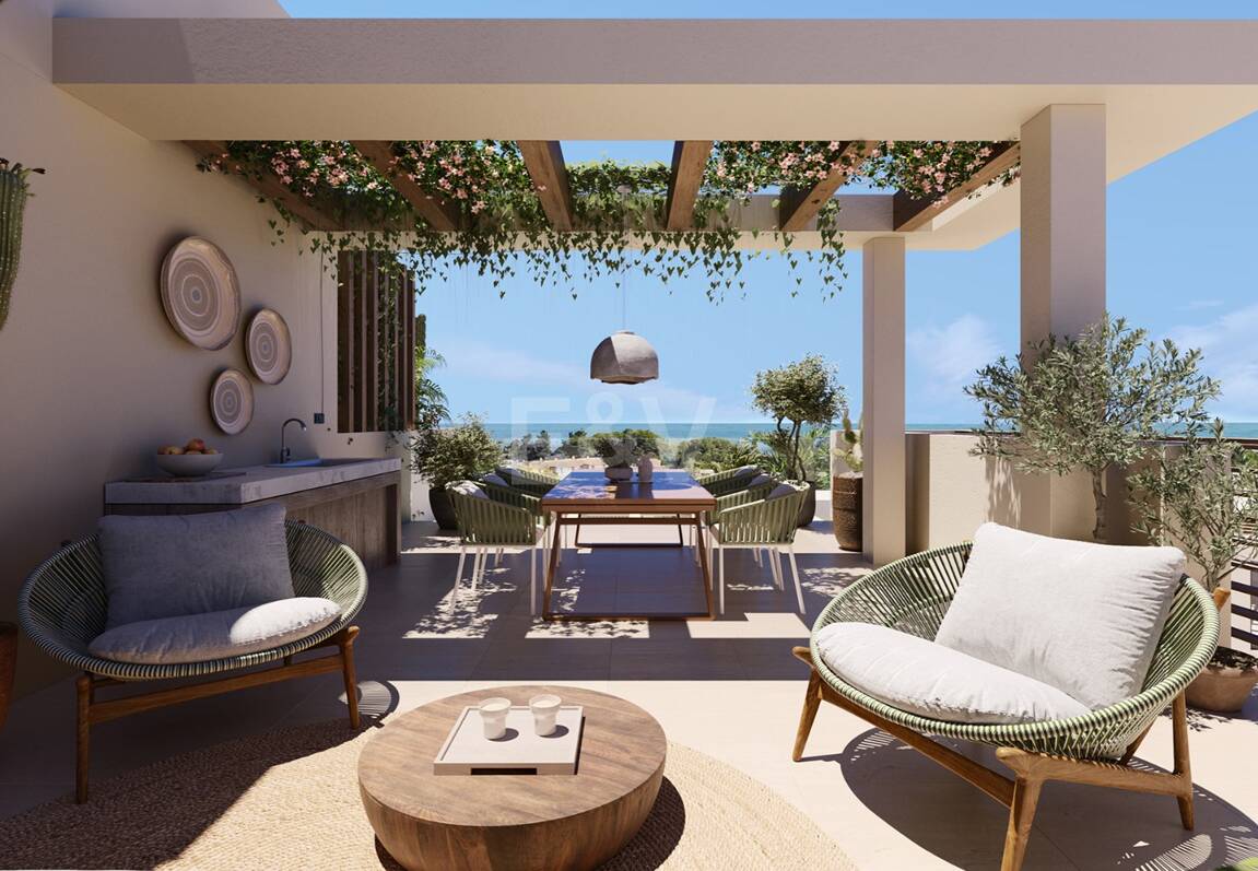 Luxury 3 Bedroom Semi Penthouse with Private Rooftop Pool on Marbella's Golden Mile