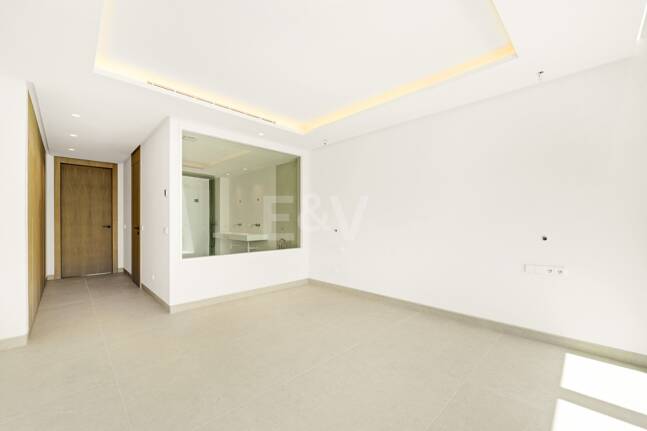 New Luxury Semi Penthouse with Private Rooftop Pool on Marbella's Golden Mile