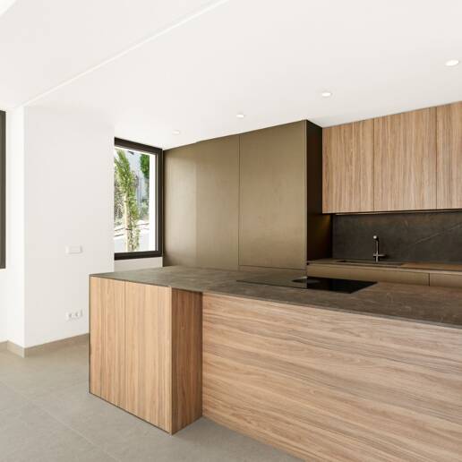 New Luxury Semi Penthouse with Private Rooftop Pool on Marbella's Golden Mile