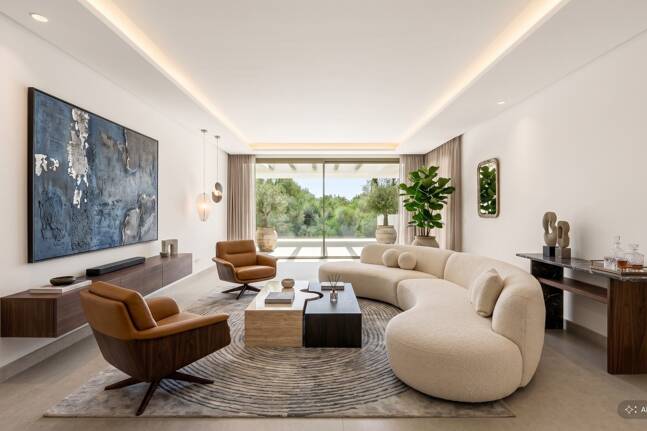 New Luxury Semi Penthouse with Private Rooftop Pool on Marbella's Golden Mile
