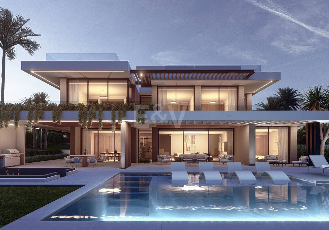 Exclusiva parcela con vistas al mar con licencia de construcción