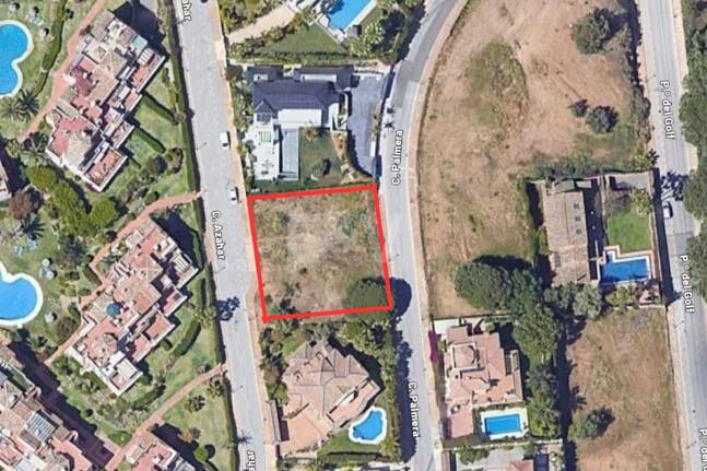 Tomt till salu i Elviria, Marbella Öst