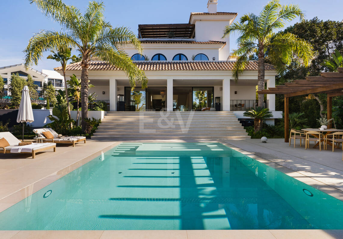 Frontline Golf Villa with State of the Art amenities in Las Brisas