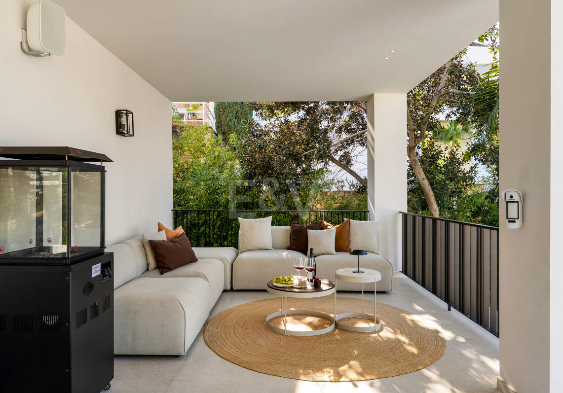 Frontline Golf Villa with State of the Art amenities in Las Brisas