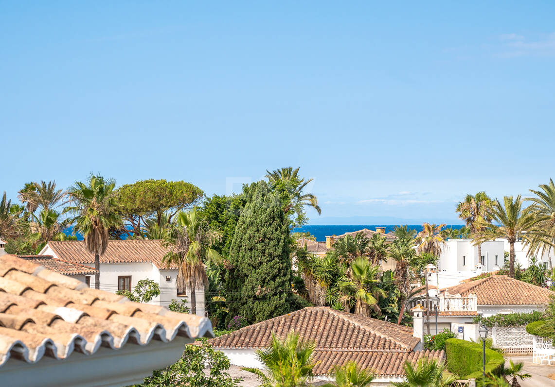 Andalusian Villa Just 200 Metres From The Beach
