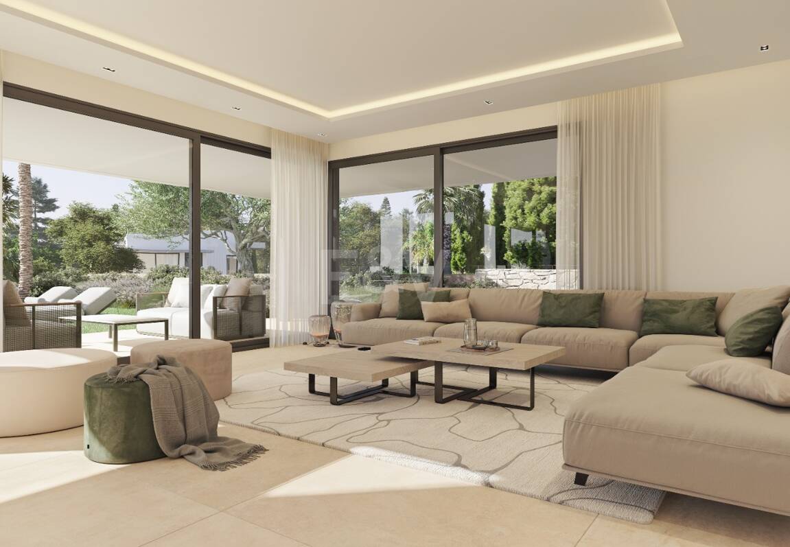 Contemporary Villa with Sea and Mountain Views