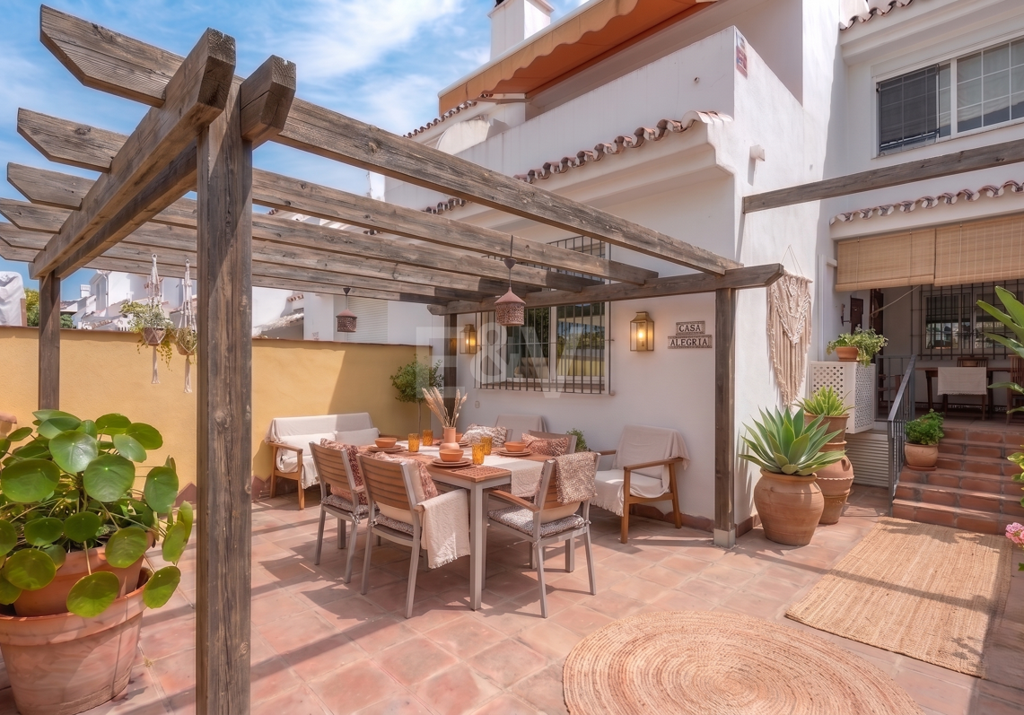 Townhouse i San Pedro Beach i Las Petunias