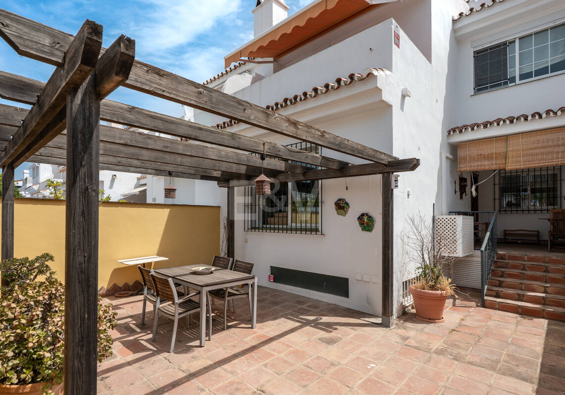 Townhouse i San Pedro Beach i Las Petunias