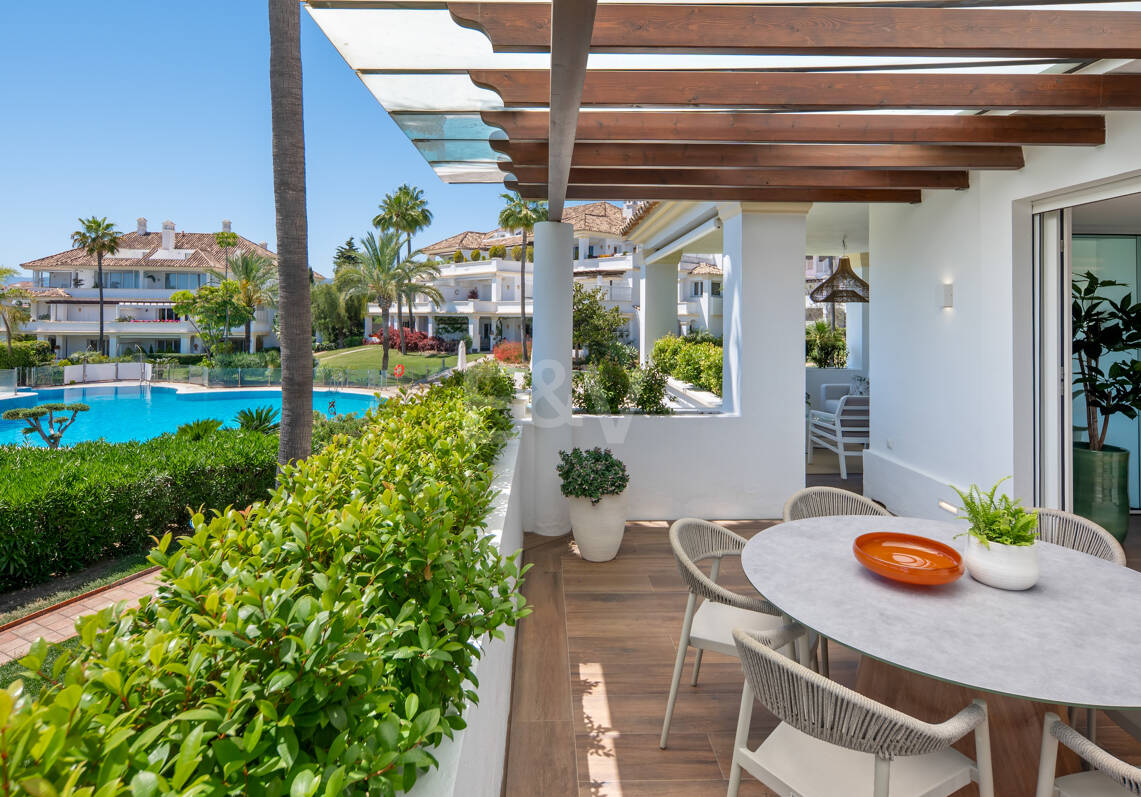 Golden Mile Apartment in Prestigious Monte Paraíso