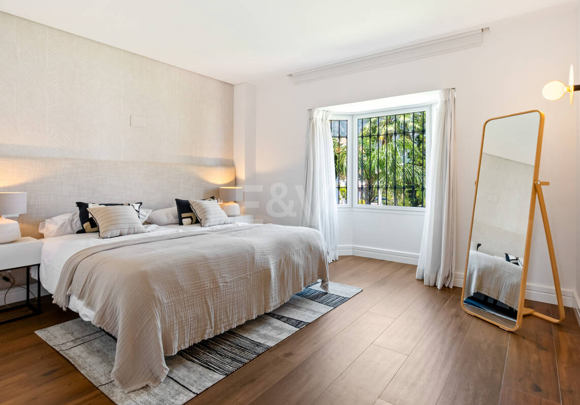 Golden Mile Apartment in Prestigious Monte Paraíso